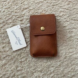 Universal Thread Magnetic Adhesive Phone Pocket